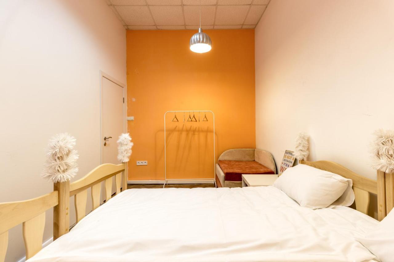 Hostel Best Time リヴィウ エクステリア 写真